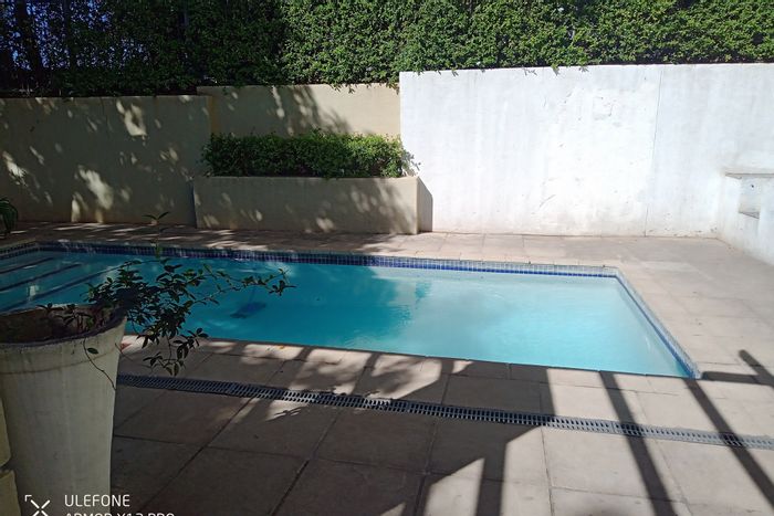 2-Bedroom Apartment To Rent in New Town Centre with Pool, Garden, and Fiber Internet.