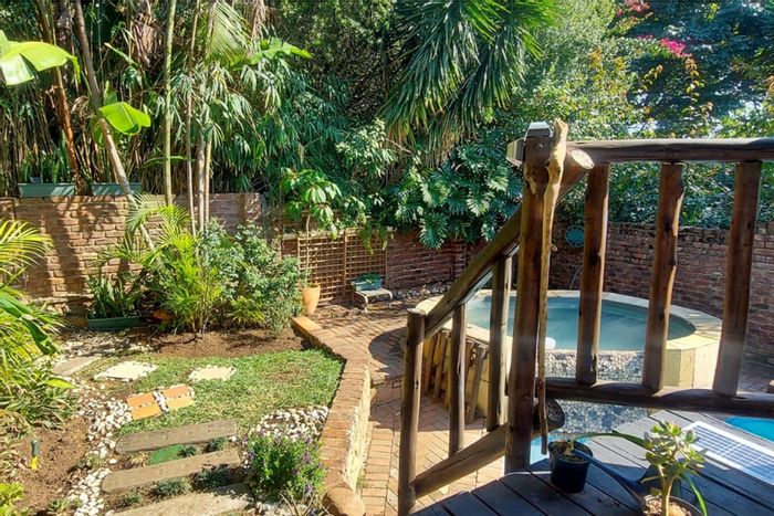 For Sale: Spacious 4-Bedroom House in Sonheuwel Ext 1 with Pool and Flats.