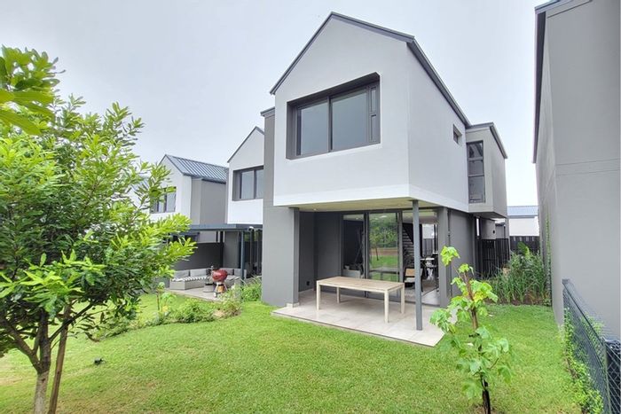 For Sale: 3-Bedroom Townhouse in Elaleni Coastal Forest Estate with pool and garden.