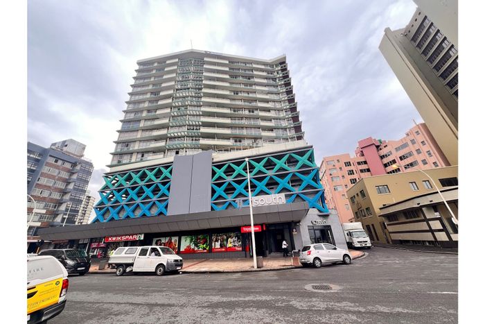 South Beach Apartment For Sale: 1.5 bedrooms, pool, balcony, secure parking.