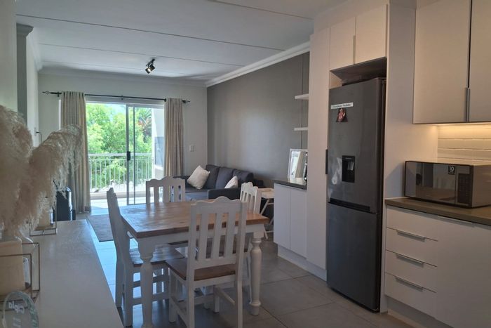 For Sale: Apartment in Langeberg Ridge with 2 beds, balcony, and security features.