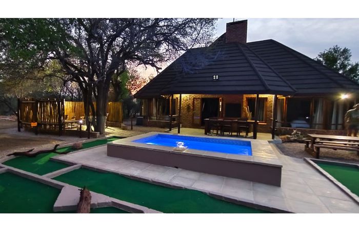 Mabalingwe Nature Reserve House For Sale: 4 Bedrooms, Pool, Putt-Putt Course.