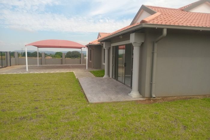 For Sale: Sunnyridge Townhouse with 4 bedrooms, double carport, and personal customization options.