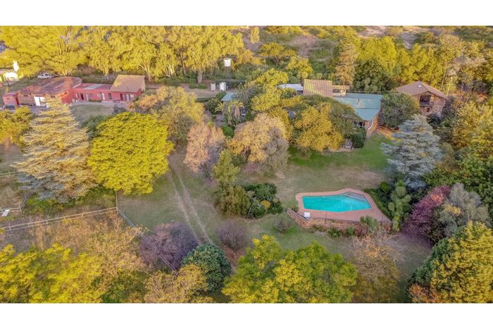 Sonnedal AH: For Sale - Vacant Land Residential with income potential and private borehole.