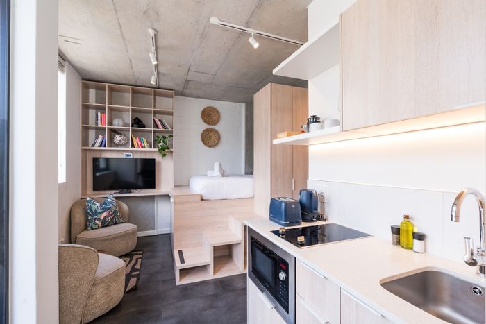Sea Point Apartment For Sale: Airbnb-friendly, pool access, furnished, central location.