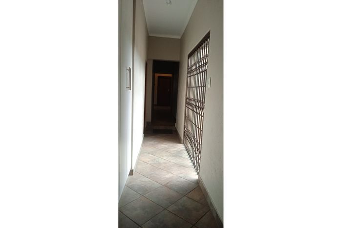 For Sale: Spacious 3-Bedroom House in Middelburg South with Pool and Security Features.