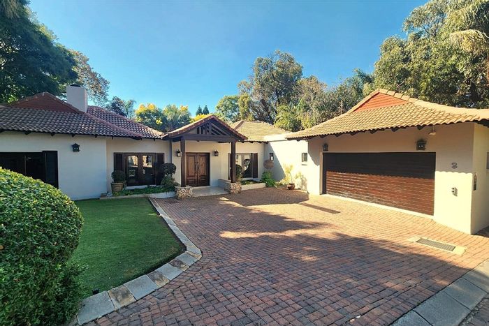Bryanston House For Sale: Luxury living with heated pool, staff quarters, and basement.