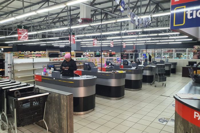 Retail space to rent in Motherwell Nu 5, includes deli, bakery, butchery.