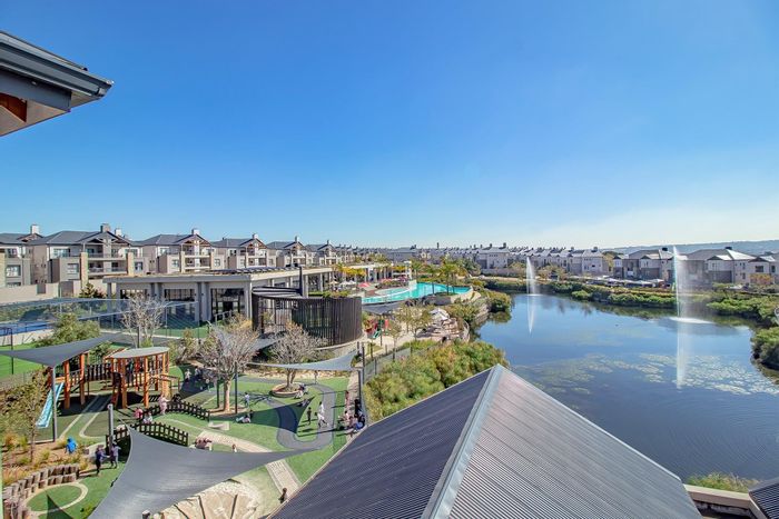 For Sale: Apartment in The Polofields with views, lifestyle centre, and amenities.