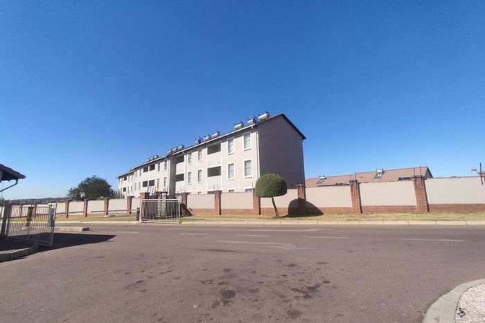 For Sale: 2-Bedroom Apartment in Monavoni with balcony, play area, and secure parking.