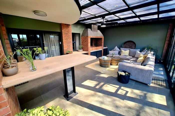 For Sale: Spacious Groenkol house with pool, braai area, and eco-friendly features.