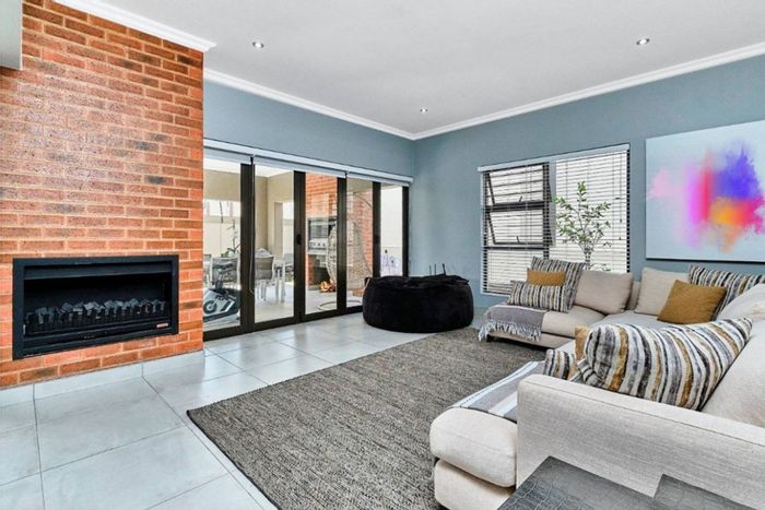 For Sale: Bryanston East Cluster with 4 en-suite bedrooms, private garden, and secure estate.