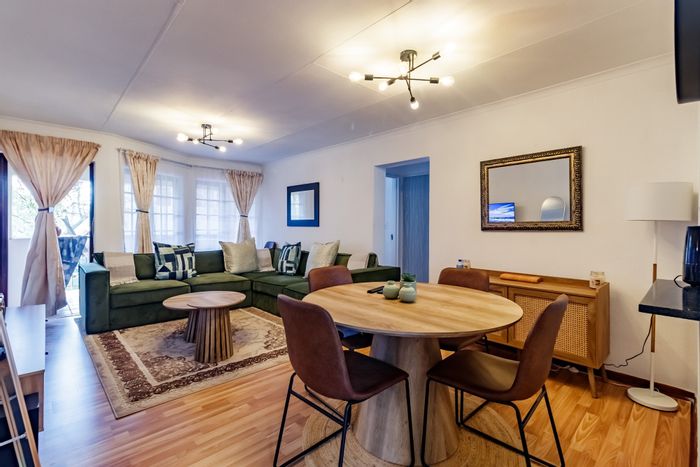 For Sale: Apartment in Morningside Hills with pool, gardens, and 24-hour security.
