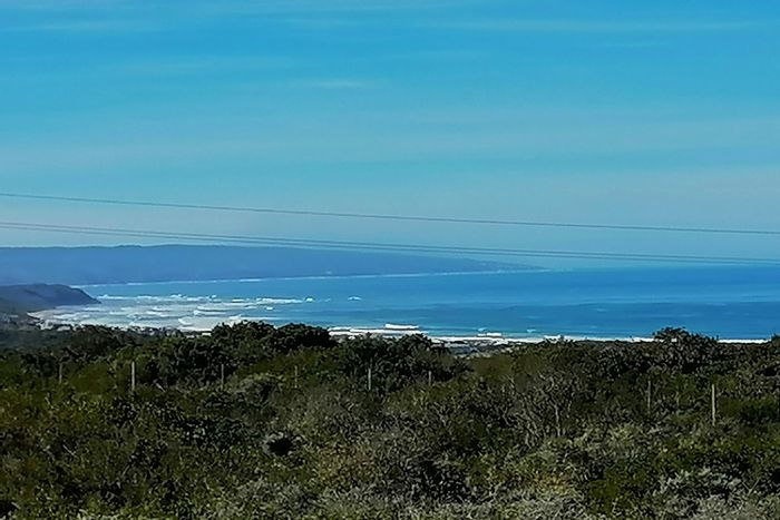 For Sale: House in Stilbaai Wes with sea views, nature reserve, and spacious living.