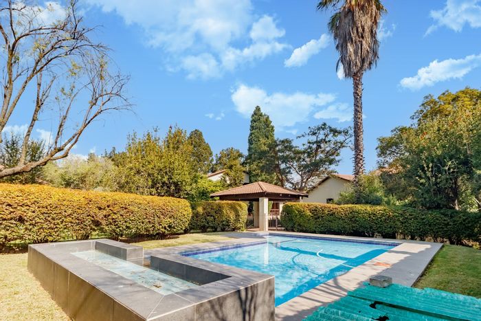 2 Bedroom Apartment To Rent in Morningside Hills with pool, gardens, and security.