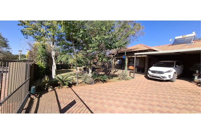 Three-bedroom townhouse for sale in Bela Bela Central with secure complex amenities.