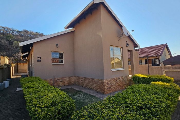 3-Bedroom House To Rent in Tlhabane West with fenced yard and parking.