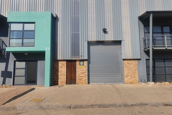 Industrial warehouse in Kya Sands to rent, includes office space and generator.