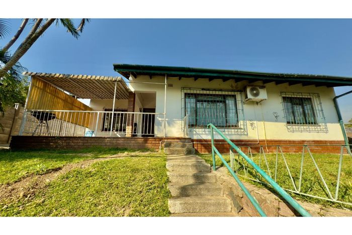Carrington Heights House For Sale: 3 bedrooms, pool, rental income potential, close to UKZN.