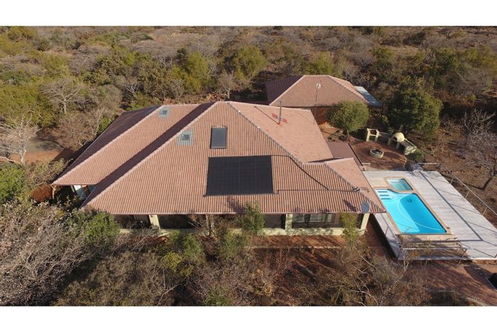 For Sale: 7-Bedroom House in Verloren Estate with Pool, Boma, and Pet-Friendly Spaces.