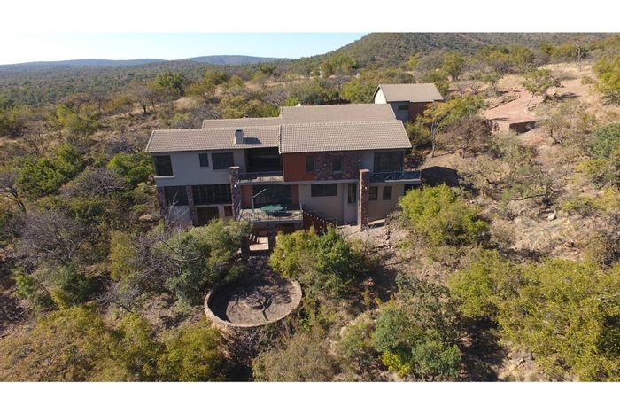 For Sale: House in Bela Bela Central with 5 bedrooms, garages, and game-viewing access.