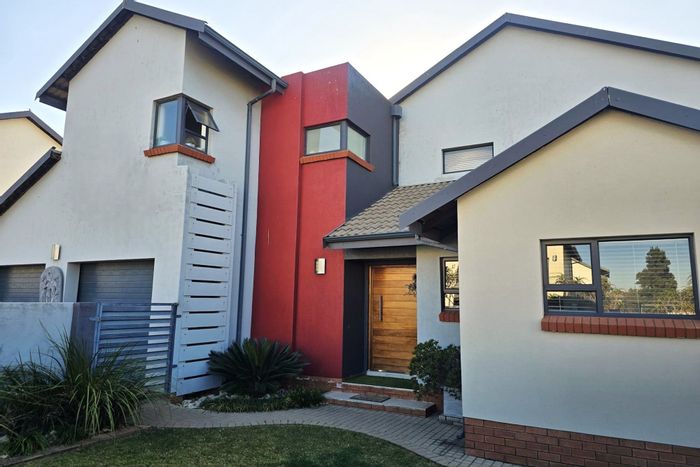 Brentwood Park AH House For Sale: 3 beds, 3 baths, double garage, secure living.