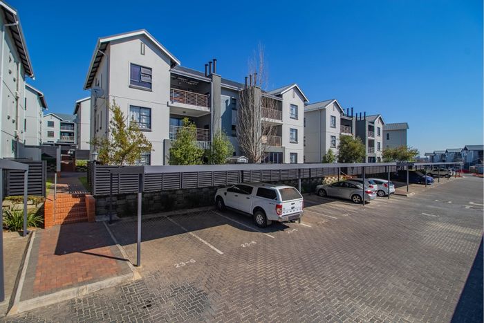 For Sale: 2-Bedroom Apartment in Modderfontein with Clubhouse, Pools, and Gym.