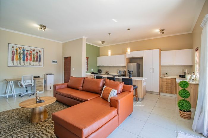 For Sale: 2-Bedroom Apartment in Longlake with clubhouse, pools, and gym access.
