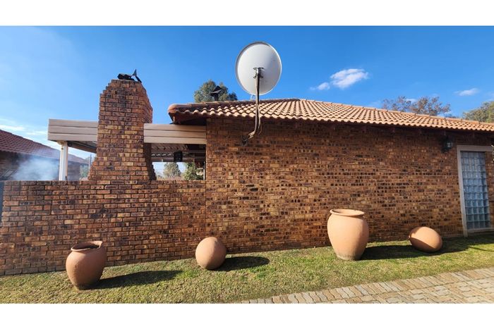 For Sale: House in New State Areas with pool, braai area, and low levies.