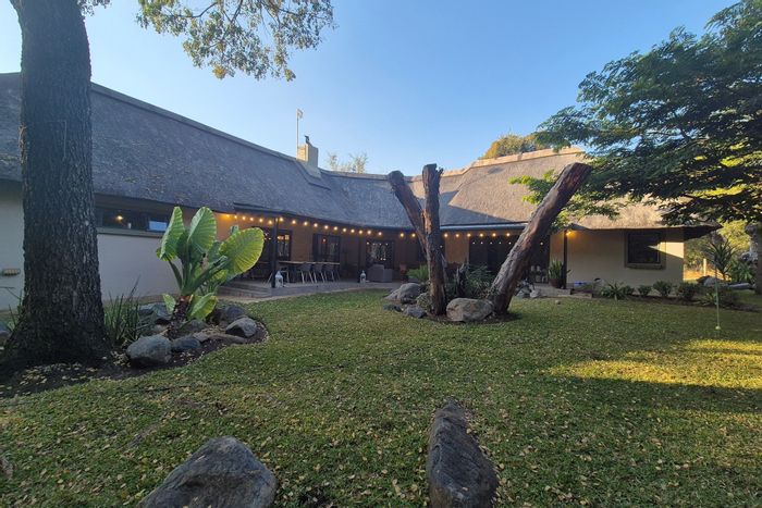 House for Sale in Blyde River Botanical Reserve: 3 Bedrooms, expansive garden, secure estate.