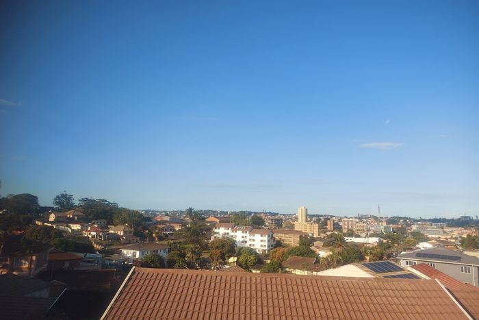2-Bedroom Apartment To Rent in Sherwood, near Westwood Mall, secure parking included.