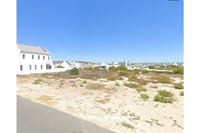Vacant Land Residential in Britannia Bay, 346 sqm near beach and amenities. For Sale.