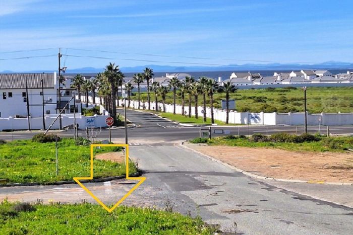 Vacant Land for Sale in Da Gama Bay: Sea views, fully serviced, no levies.