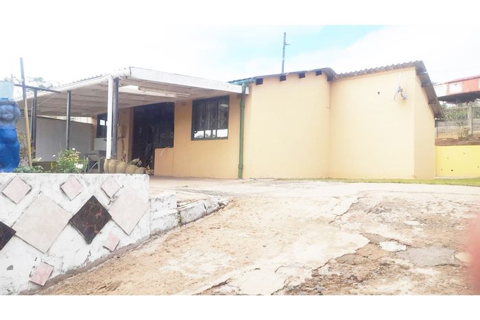 Clayfield House To Rent: 3 bedrooms, 1 bathroom, pet-friendly, wheelchair accessible.