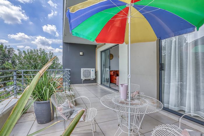2-Bedroom Apartment To Rent in Dainfern with Gym, Pool, and Security Access.