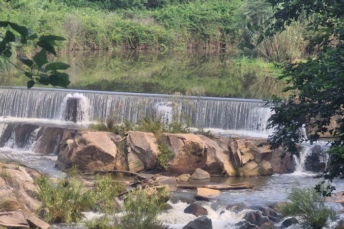 Vacant Land Residential in Muldersdrift For Sale: Ideal for development, river frontage.