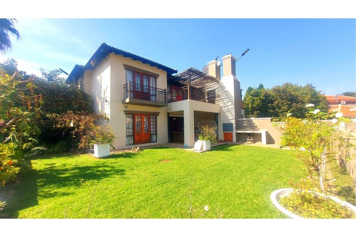 For Sale: Townhouse in Melodie with private garden, clubhouse, and pool access.