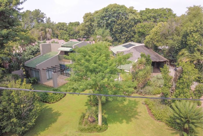 For Sale: House in Meerhof with pool, patio, garden, and ample parking.
