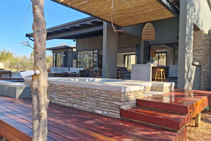 House To Rent in Zandspruit Bush & Aero Estate: 4 beds, pool, outdoor living.