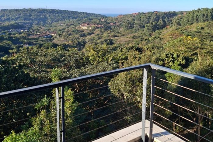 2-Bedroom Apartment To Rent in Ballito Central with Pool, Pets Allowed, Great Views.