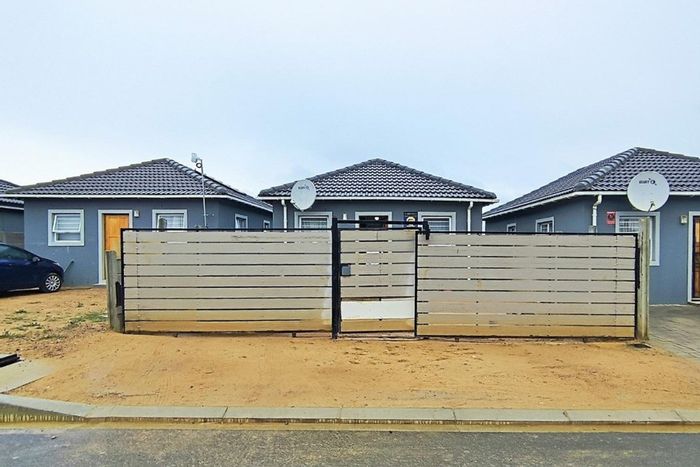 Dalvale House For Sale: 3 Bedrooms, open-plan living, secure off-street parking.