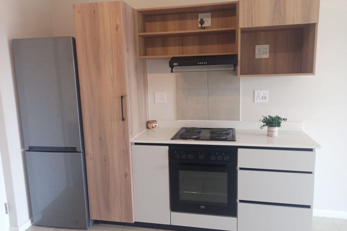 1-Bedroom Apartment To Rent in Ballito Central with pool, parking, and pet-friendly.