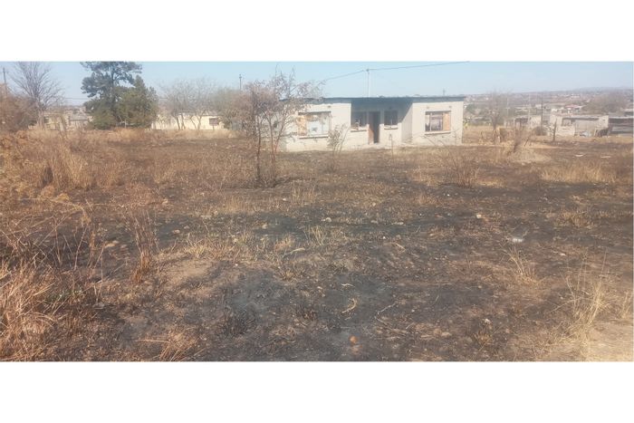Vacant Land Residential in Bloodriver For Sale, near amenities and tarred road.