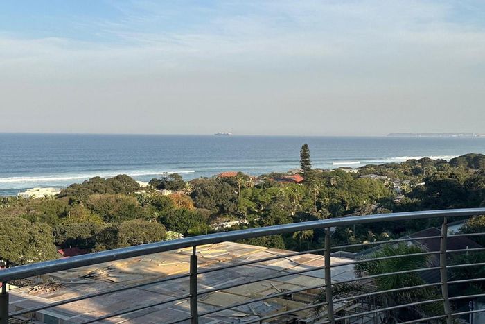 La Lucia House For Sale: 7 bedrooms, pool, sea views, near beach and shops.
