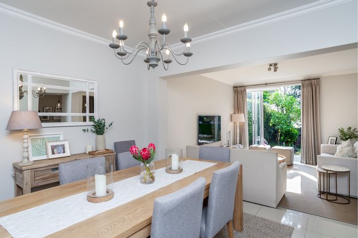 Bryanston Townhouse For Sale: 3 beds, patio, pool, clubhouse, secure community.
