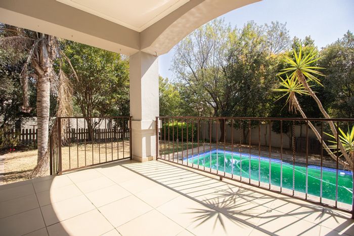 For Sale: Fourways House with pool, garden, garage, and air-conditioned bedrooms.