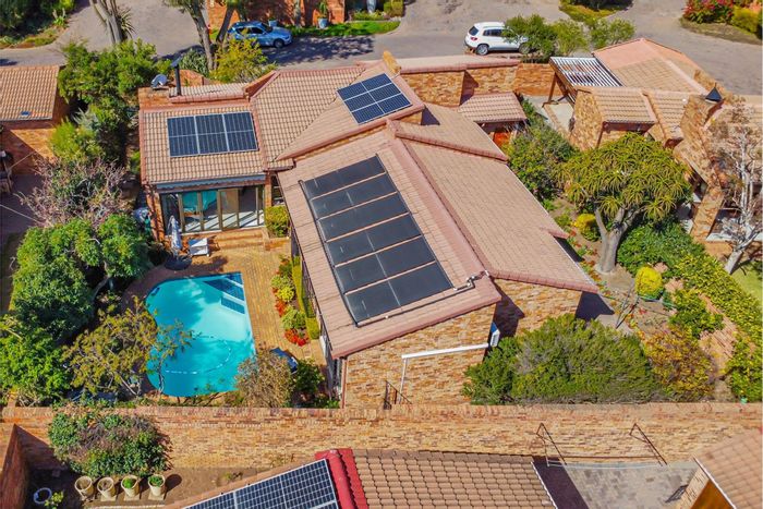 For Sale: North Riding House with 3 beds, pool, garden, and solar system.