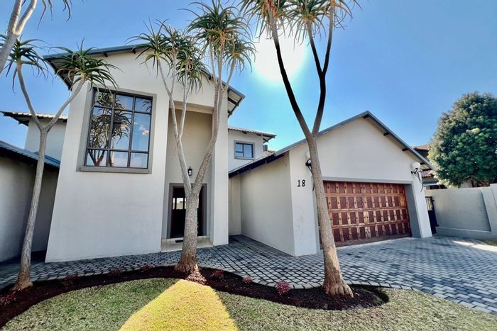 Eldo Meadows House For Sale: 4 beds, pool, tennis courts, and guest suite.