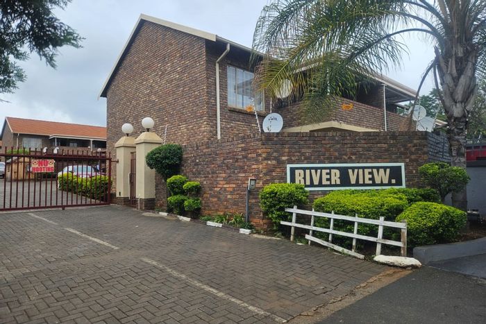 For Sale: 2-Bedroom Apartment in Philip Nel Park with Parking and Security Features.
