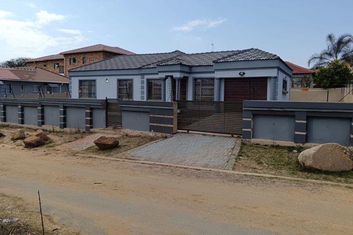 Cosmo City House For Sale: 3 beds, 2 baths, garden, garage, secure living.